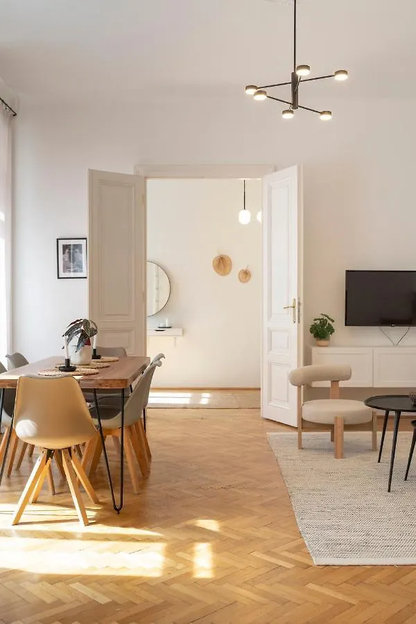 Josef'S Home I Premium Apartment In Ideal Location Viyana